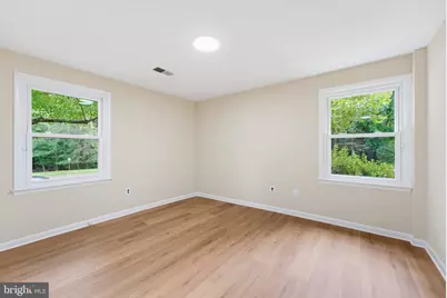 7235 Hadlow Drive, Springfield, VA 22152 - Photo 23