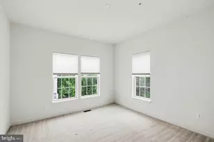 5625 Harrington Falls Ln, Alexandria, VA 22312 - Photo 13