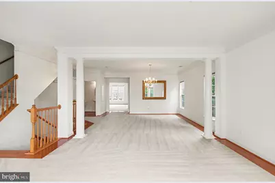 5625 Harrington Falls Lane, Alexandria, VA 22312 - Photo 5