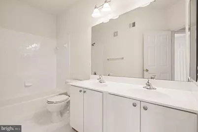5625 Harrington Falls Lane, Alexandria, VA 22312 - Photo 11