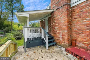 2226 Westwood Pl, Falls Church, VA 22043 - Photo 3