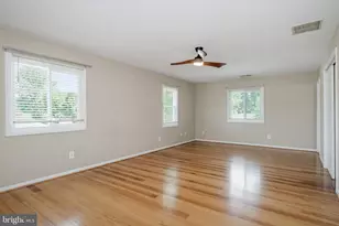 7415 Jervis St, Springfield, VA 22151 - Photo 9