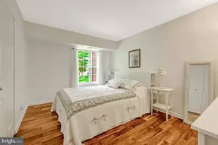 7630 Provincial Dr, McLean, VA 22102 - Photo 9