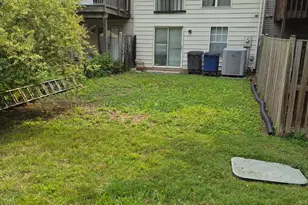 7688 Sheffield Village Ln, Lorton, VA 22079 - Photo 3
