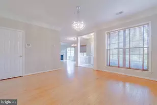 6325 Eagle Ridge Ln, Alexandria, VA 22312 - Photo 9