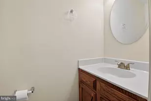 14643 Stone Range Dr, Centreville, VA 20120 - Photo 15