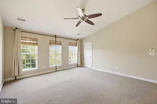 4473 Beacon Grove Cir, Fairfax, VA 22033 - Photo 3
