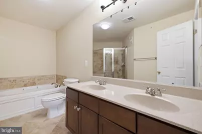 4473 Beacon Grove Circle #804B, Fairfax, VA 22033 - Photo 5