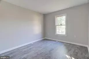 5416 New London Park Dr, Fairfax, VA 22032 - Photo 13