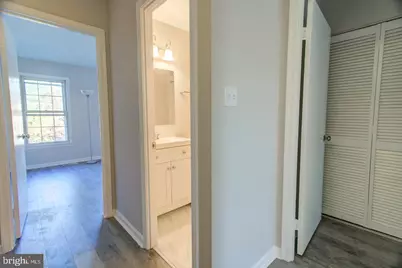5416 New London Park Drive, Fairfax, VA 22032 - Photo 7