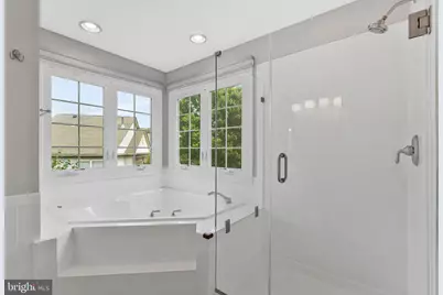 12850 Fair Heights Drive, Fairfax, VA 22033 - Photo 33