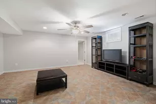 13757 Royal Red Terrace, Chantilly, VA 20151 - Photo 49