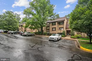 1635 Parkcrest Cir, Reston, VA 20190 - Photo 25