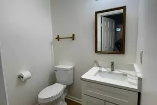 13238 Custom House Ct, Fairfax, VA 22033 - Photo 9