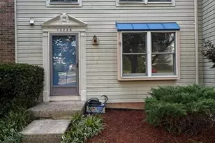 13238 Custom House Ct, Fairfax, VA 22033 - Photo 3