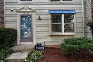 13238 Custom House Ct, Fairfax, VA 22033 - Photo 5