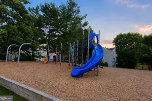 6527 Coachleigh Way, Alexandria, VA 22315 - Photo 27