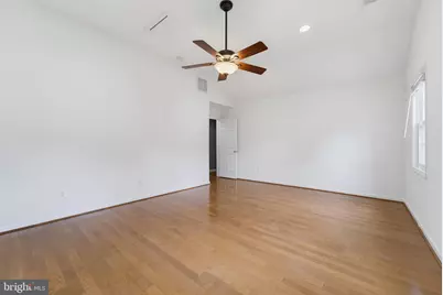 9660 Boyett, Fairfax, VA 22032 - Photo 37