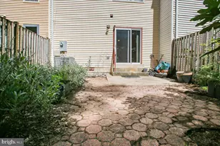 6039 Heatherwood Dr, Alexandria, VA 22310 - Photo 43