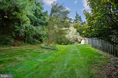 6039 Heatherwood Drive, Alexandria, VA 22310 - Photo 3