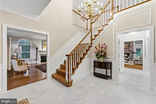 1172 Robindale Dr, Great Falls, VA 22066 - Photo 15