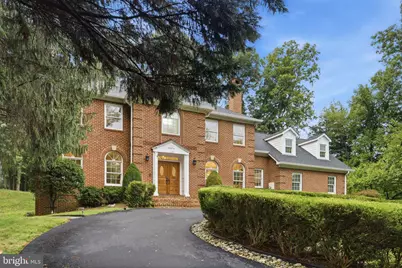 1172 Robindale Drive, Great Falls, VA 22066 - Photo 11