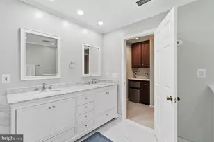 1172 Robindale Dr, Great Falls, VA 22066 - Photo 69