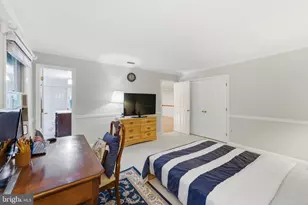 1172 Robindale Dr, Great Falls, VA 22066 - Photo 55