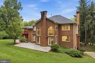 1172 Robindale Dr, Great Falls, VA 22066 - Photo 125