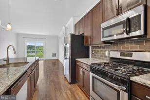 6301 Edsall Rd, Alexandria, VA 22312 - Photo 3