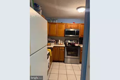 605 Center Street #T4, Herndon, VA 20170 - Photo 3