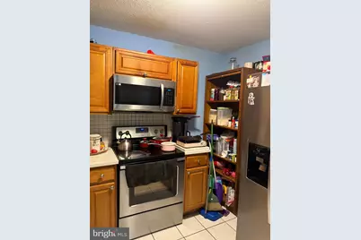 605 Center Street #T4, Herndon, VA 20170 - Photo 5
