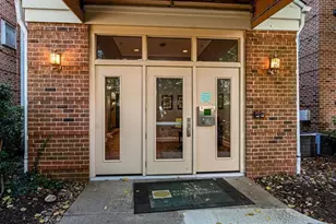 2204 Westcourt Ln, Herndon, VA 20170 - Photo 17