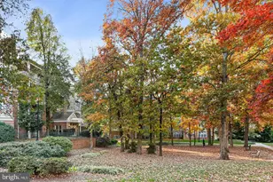 2204 Westcourt Ln, Herndon, VA 20170 - Photo 21