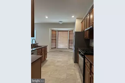 13031 Rose Petal Circle, Herndon, VA 20171 - Photo 5