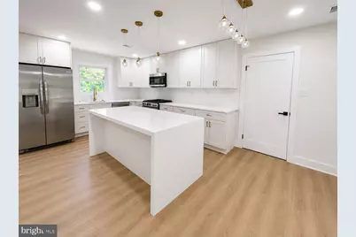 8804 Strause Court, Springfield, VA 22153 - Photo 9