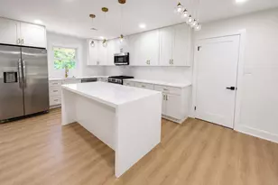 8804 Strause Ct, Springfield, VA 22153 - Photo 9