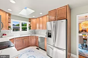 3123 Worthington Cir, Falls Church, VA 22044 - Photo 11