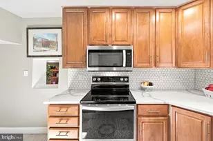3123 Worthington Cir, Falls Church, VA 22044 - Photo 15