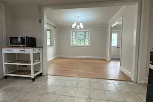 5602 Kings Park Dr, Springfield, VA 22151 - Photo 5