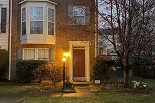 2560 Belcroft Pl, Herndon, VA 20171 - Photo 1