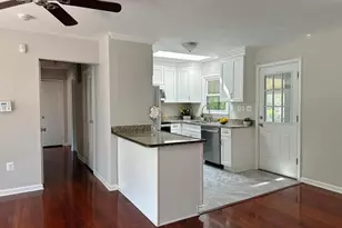 6732 Harrison Ln, Alexandria, VA 22306 - Photo 9