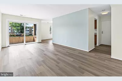 503 Florida Avenue #104, Herndon, VA 20170 - Photo 9