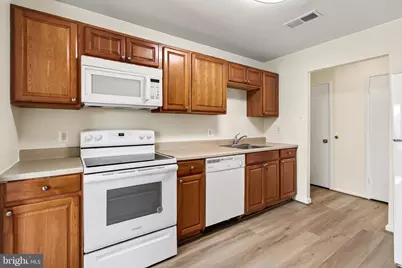503 Florida Avenue #104, Herndon, VA 20170 - Photo 19