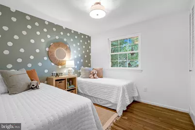 5002 Gainsborough Drive, Fairfax, VA 22032 - Photo 9