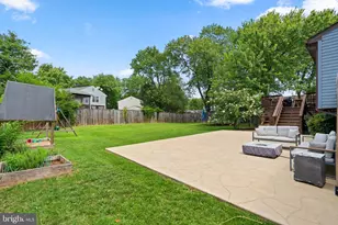 1236 Summerfield Dr, Herndon, VA 20170 - Photo 27