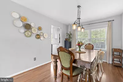 1236 Summerfield Drive, Herndon, VA 20170 - Photo 7