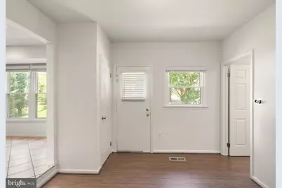 8902 Huxley Court, Springfield, VA 22153 - Photo 29