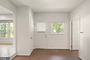 8902 Huxley Ct, Springfield, VA 22153 - Photo 29