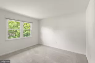 8902 Huxley Ct, Springfield, VA 22153 - Photo 33